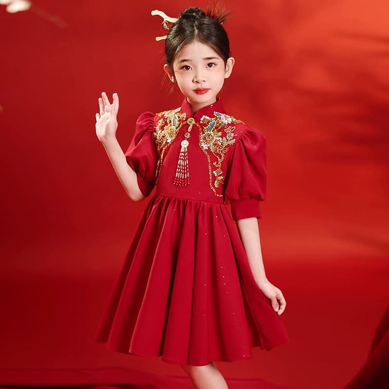 New summer style red Chinese-style dress for girls, perfect for middle and older children, suitable for piano performances.