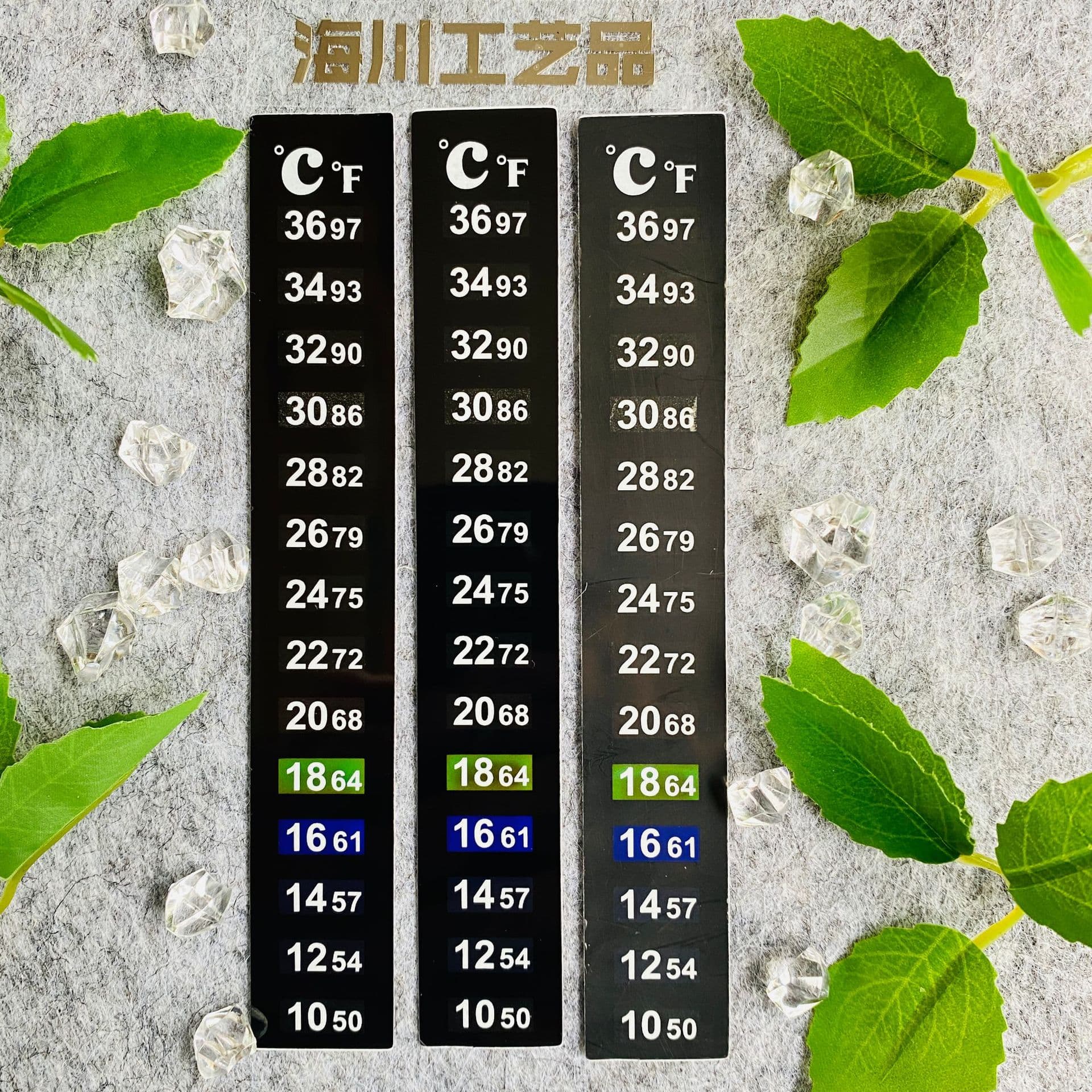 Aquarium Fish Tank Thermometer Sticker Digital LCD Temperature Sensing Color Changing Sticker Indoor Aquarium Water Temperature Measurement Sticker