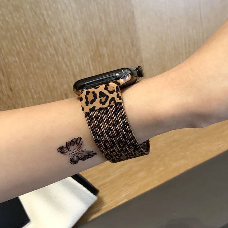 Compatible with Apple Watch 11, Compatible with Apple Watch Bands Iwatch1098Se, High-End Milanese Leopard Print Magnetic Attachment