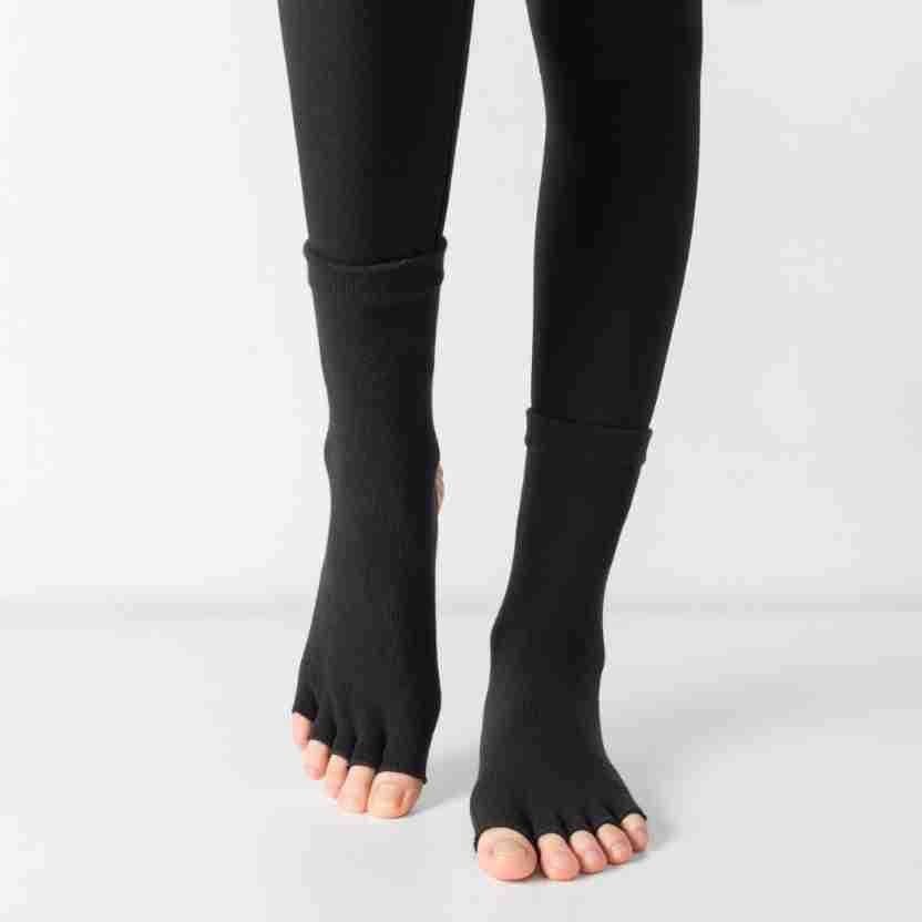 Professional Fitness Anti-Slip Long Socks, Women's Autumn/Winter Cotton Five-Toe Socks for Yoga, Pilates, and Sports