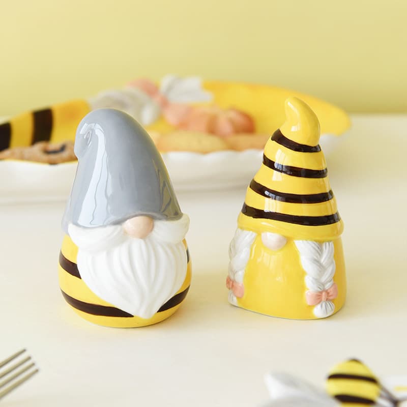 Ceramic Salt and Pepper Shaker Creative Bee Fairy Pepper Shaker High-Quality Decorative Relief Ornament Sunflower Fairy