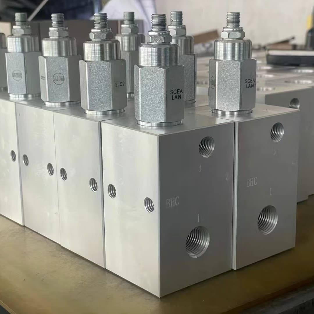 Valve Block/Valve Group/Production Processing/CNC Machining CNC Lathe Processing Aluminum Parts Custom Processing
