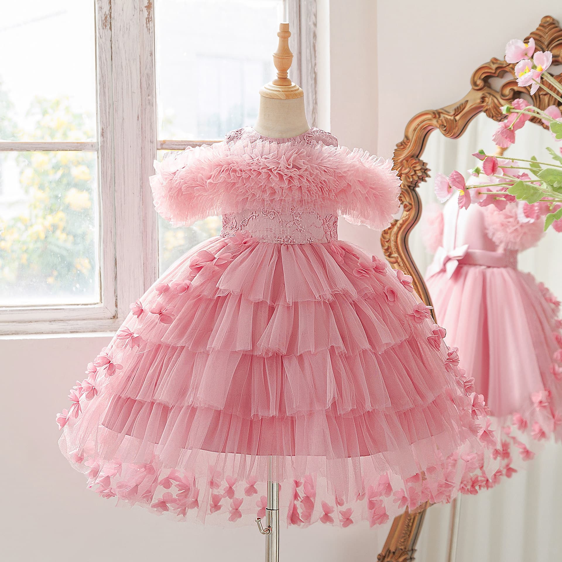 Amazon new girls princess dress appliqué mesh dress model catwalk performance tuxedo children's dress wholesale