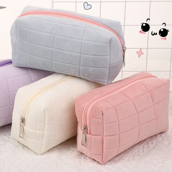 Cross-border new suede cute cosmetic bag, high-end portable storage bag, high-value cosmetic storage bag wholesale