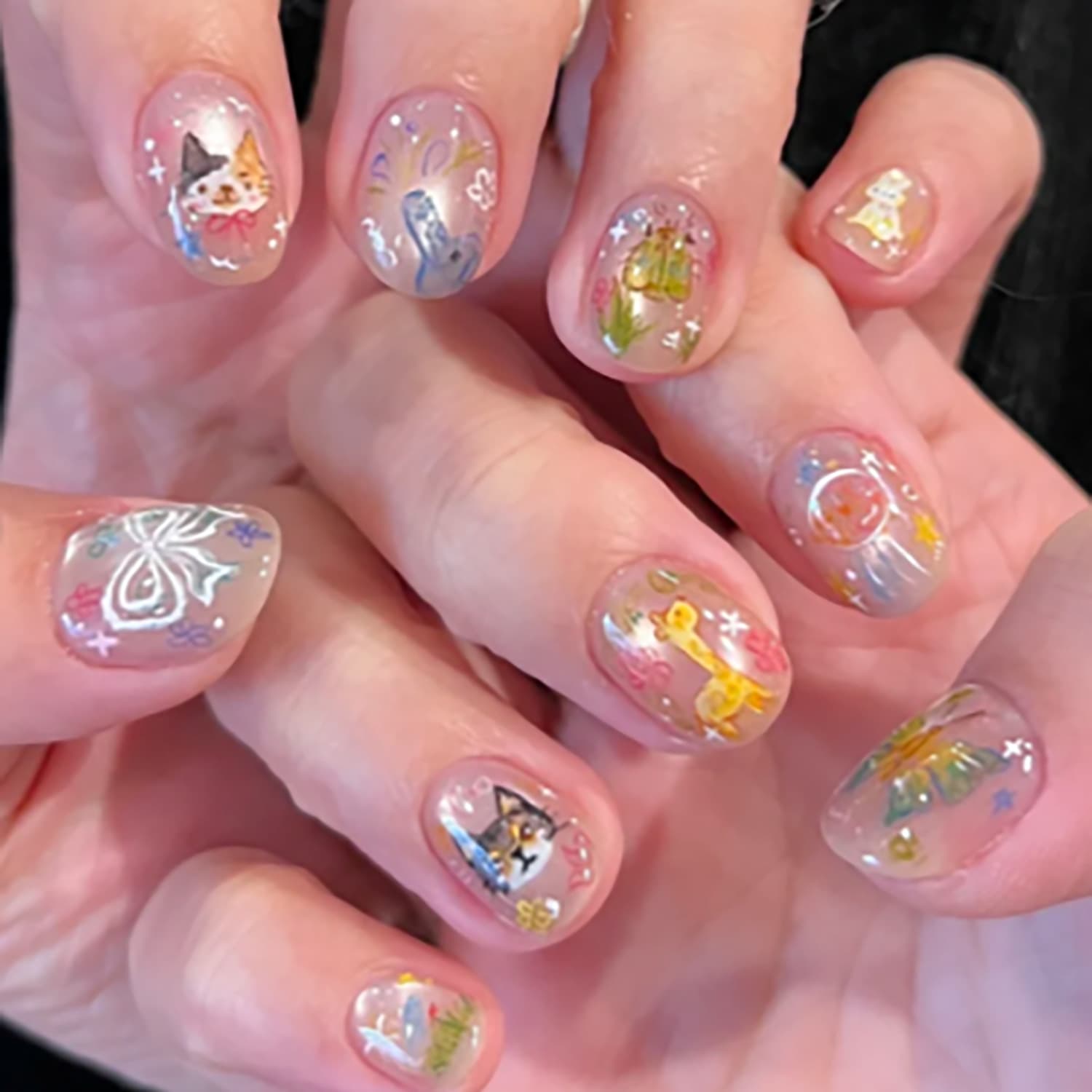 Watercolor Animal Press-On Nails, Cat Eye Nude Base, Cats Giraffes Butterflies Short Oval Japanese Cute Nail Art