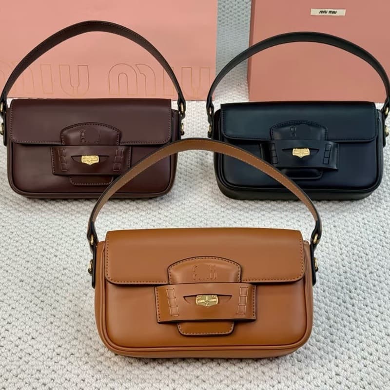 MIU Autumn/Winter Hot-Selling Coin Bag Underarm Bag Vintage Baguette Bag Premium Small Square Bag Shoulder Crossbody Bag for Women