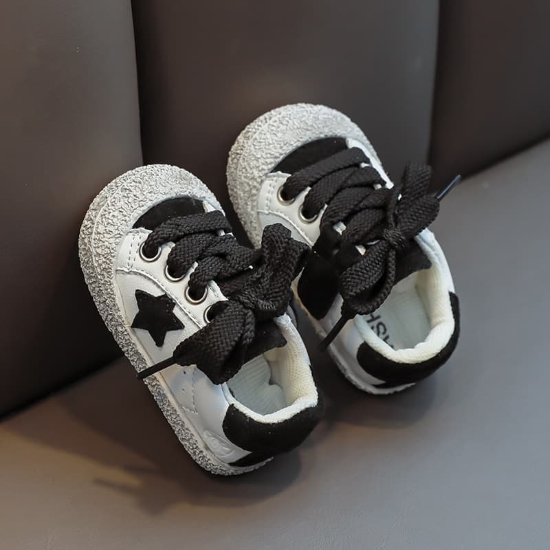 2024 Autumn New Baby Shoes Boys Anti-Slip Sneakers Girls Soft Sole Toe-Cover Casual Shoes Dirty Shoes