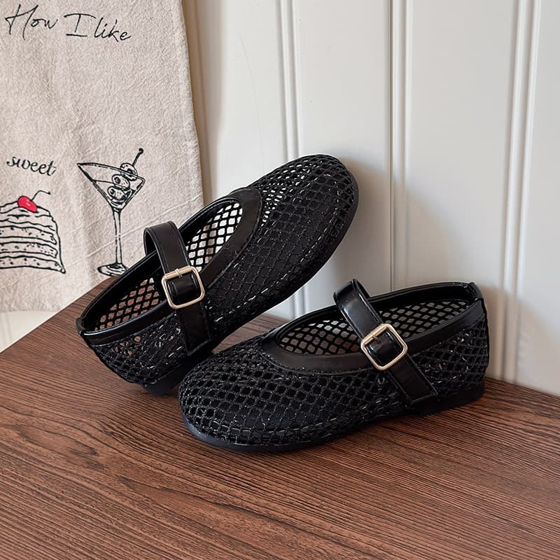 Girls' Hollow Sandals 2026 Summer New Kids Breathable Mesh Princess Shoes, Korean Style Versatile Little Leather Shoes