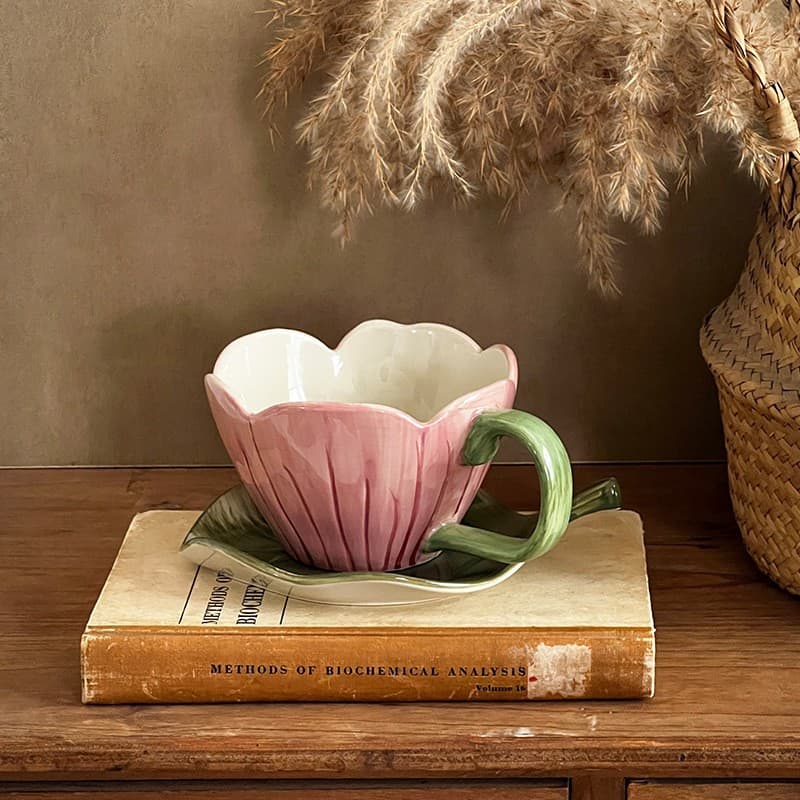 Cross-border Niche Hand-painted Tulip Flower Ceramic Coffee Cup and Saucer Set Afternoon Tea Latte Latte Art Mug