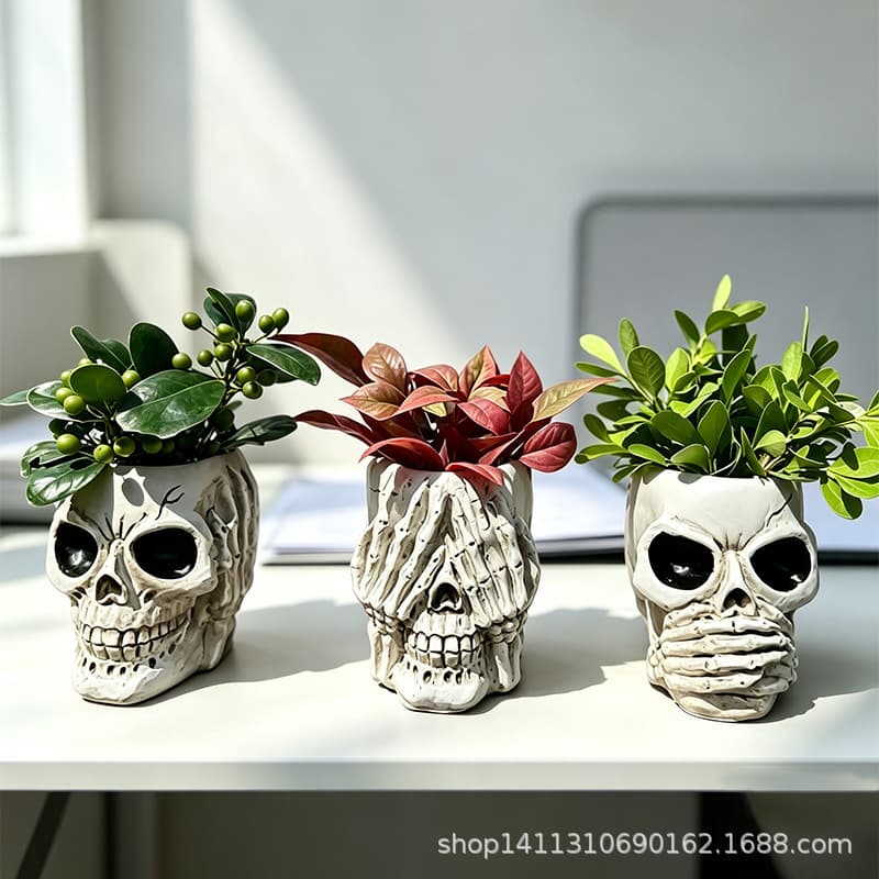 Cross-Border Halloween Simulation Skull Planter, Home Decoration Garden Balcony Resin Ornament, Personality Holiday Decoration