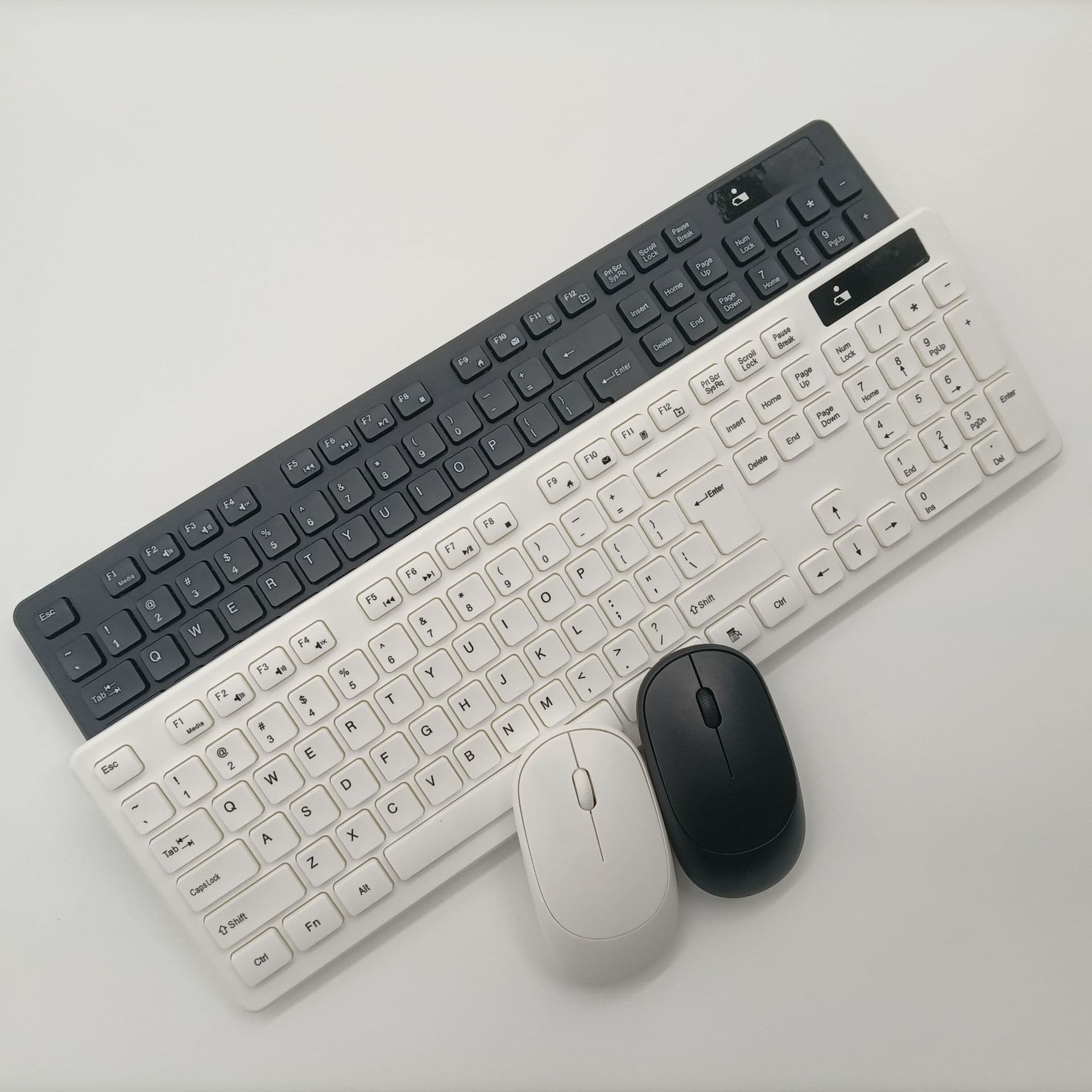 2.4G Wireless Keyboard and Mouse Set White Chocolate Keys Spanish Brazilian Italian French German Russian English