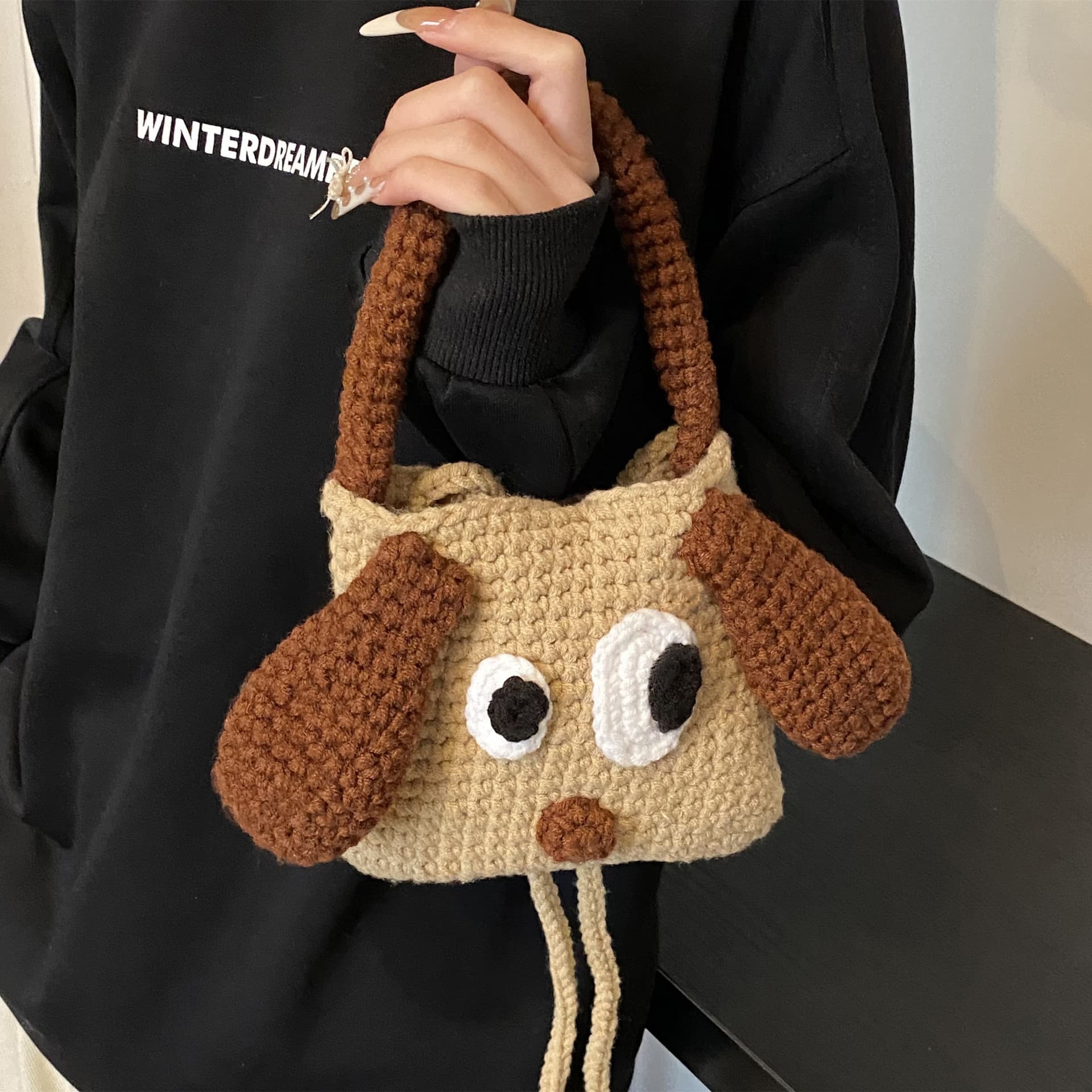 Cute puppy handmade crocheted bag finished cartoon big-eared dog children's handbag Korean style woolen versatile crossbody bag