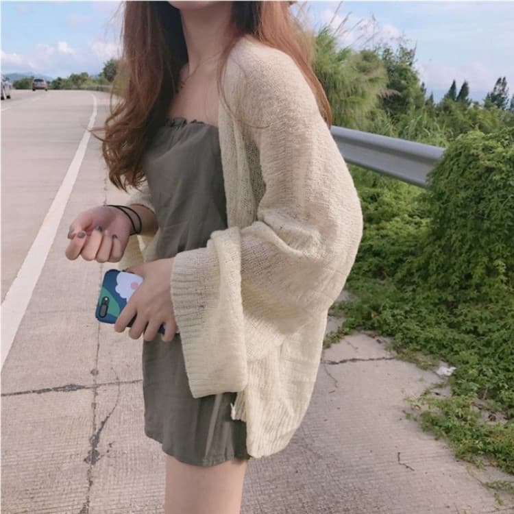 Knitted Sweater 2026 Spring/Summer Thin Coat for Women, Loose Retro Beach Outerwear Shawl Air Conditioning Cardigan