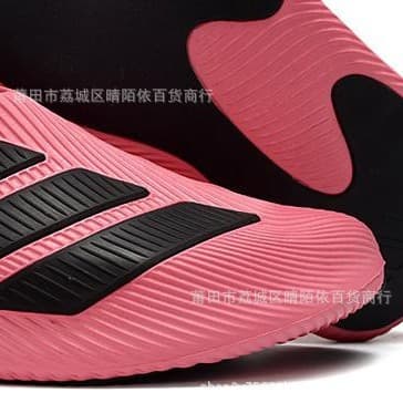 Messi Style Lightweight Thick Sole Outdoor Beach Sandals New Durable Casual Slip-On Shoes for Men and Women