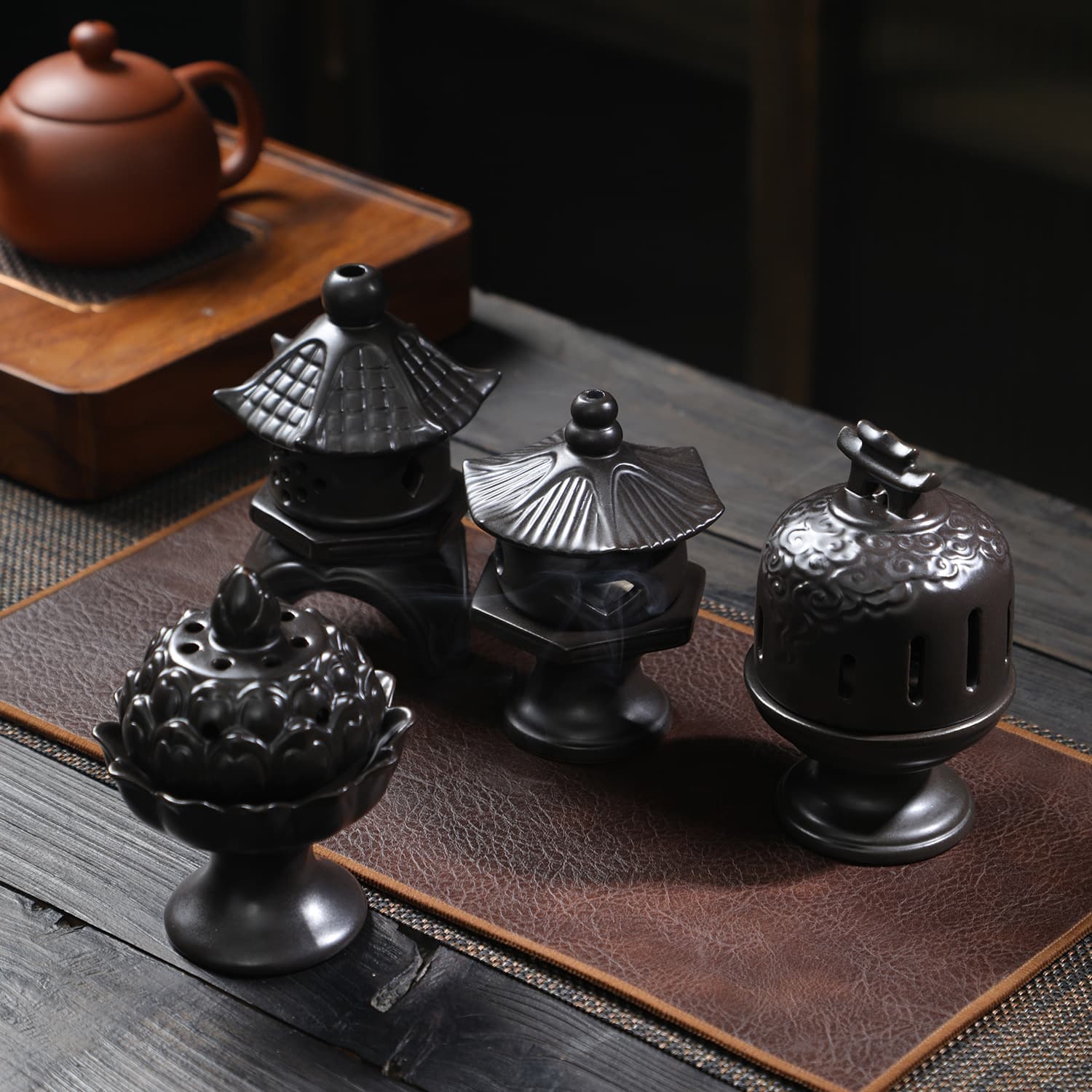 Ceramic Cloud Viewing Incense Burner Vintage Zen Incense Burner Living Room Sandalwood Agarwood Burner Office Decorative Aromatherapy Burner Ornament