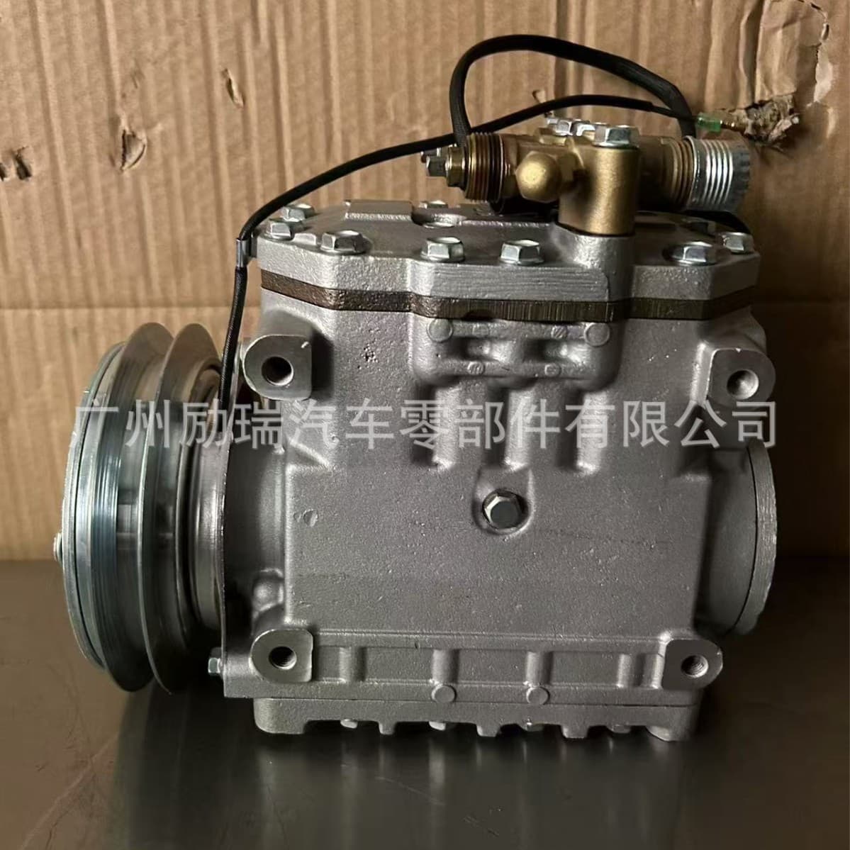 Refrigerated Truck Van Truck Air Conditioning Compressor for Mitsubishi Japan CR2318LWR