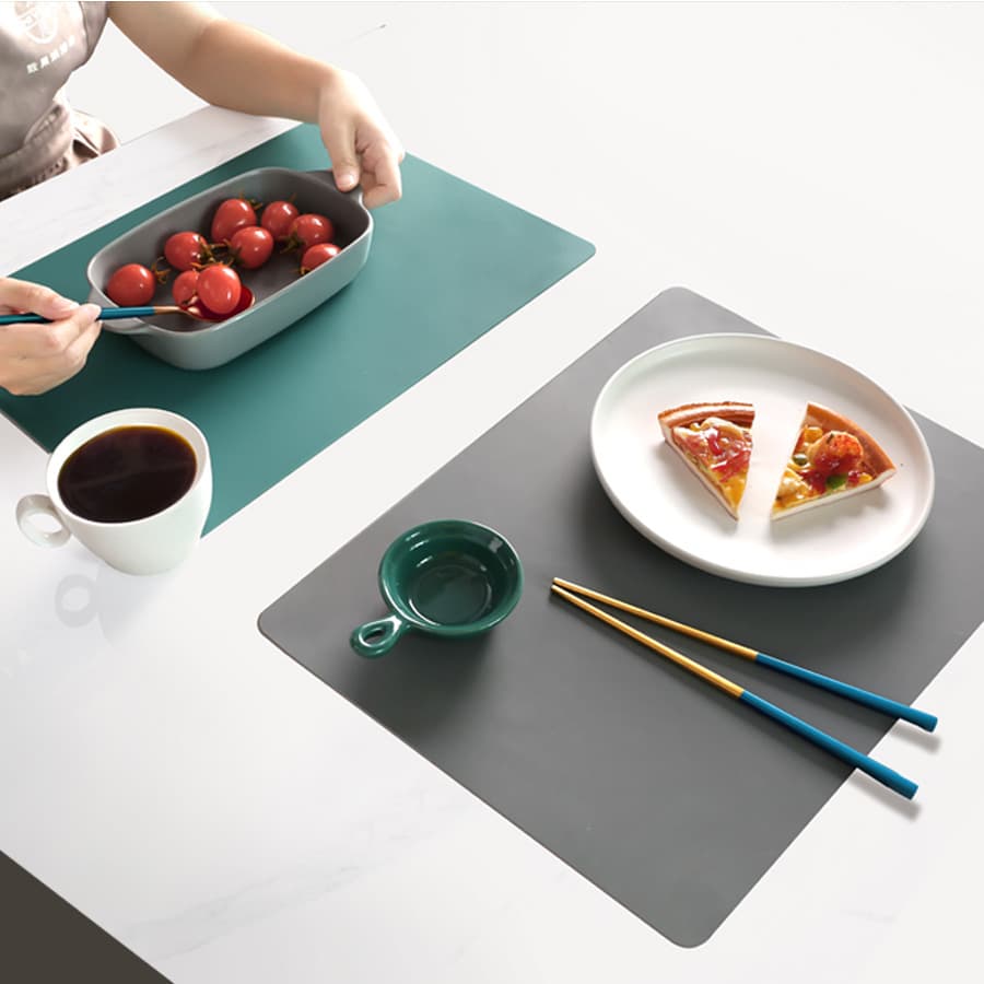 Cross-border in-stock INS food-grade silicone placemat, student oil-proof and waterproof dining table mat, children's heat-resistant mat