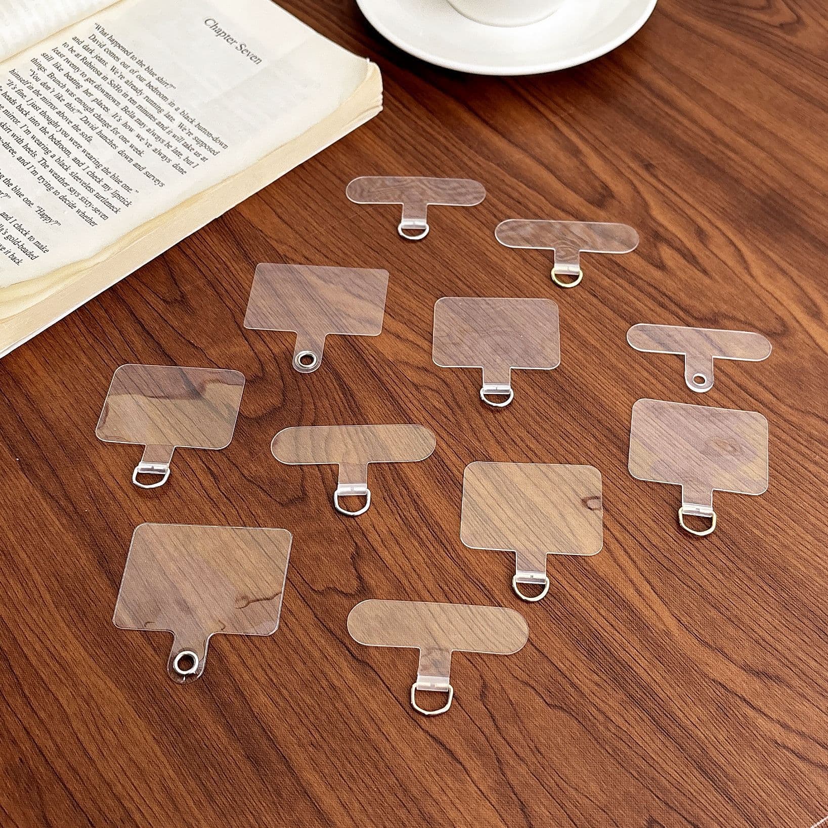 Universal Phone Shim Fixed Clip Phone Case Card Lanyard Sticker Wholesale Anti-Loss Transparent Clip Production