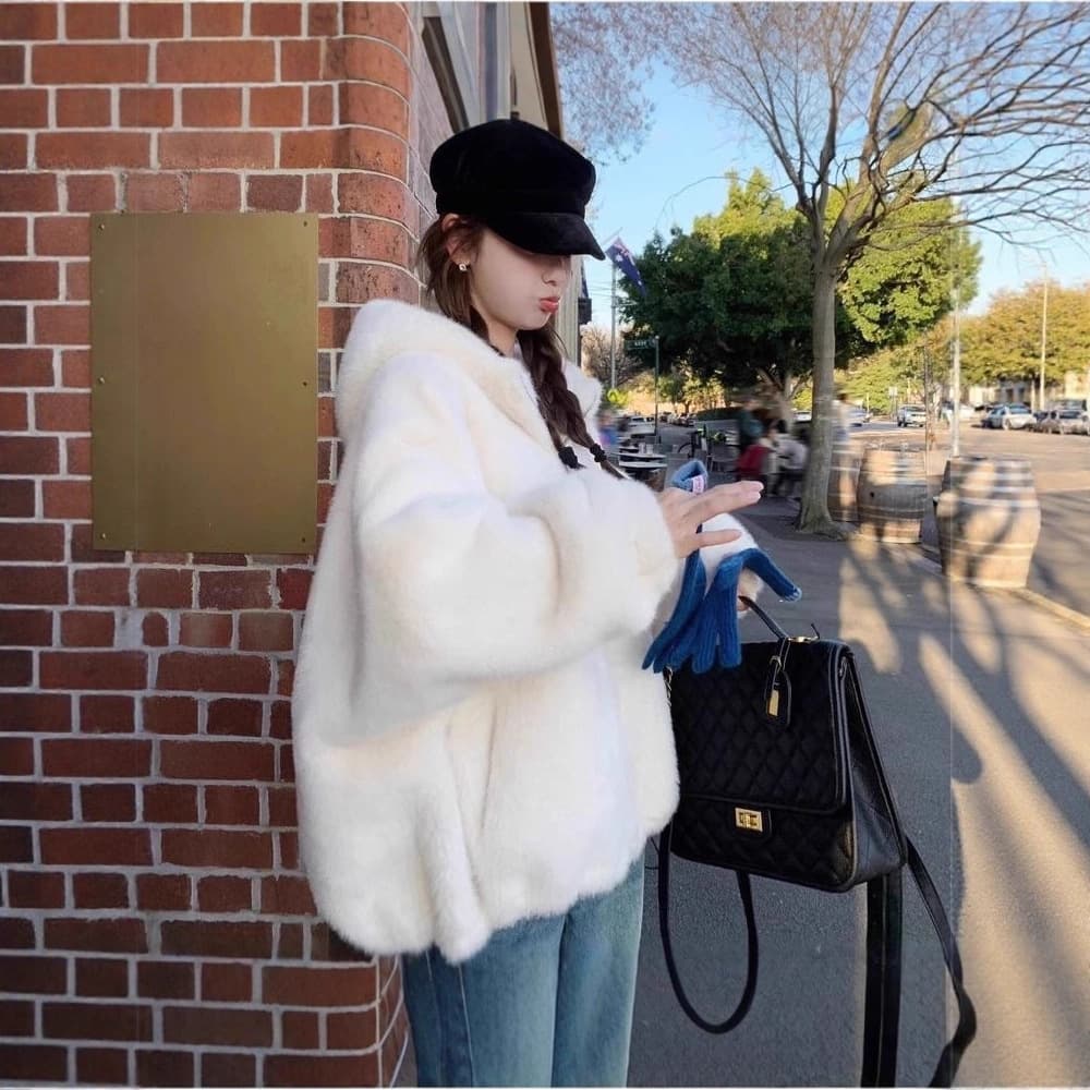 2025 Autumn/Winter New Double-Sided Thickened Short Rabbit Fur Coat with Hood Eco-Friendly Faux Lamb Wool Outerwear for Women