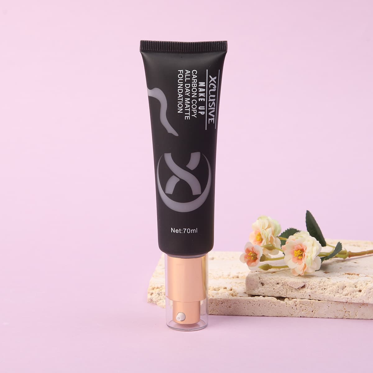 Liquid foundation, concealer, press bottle, pump head, plastic hose packaging material, cosmetics BB cream small black tube packaging material, customized LOGO