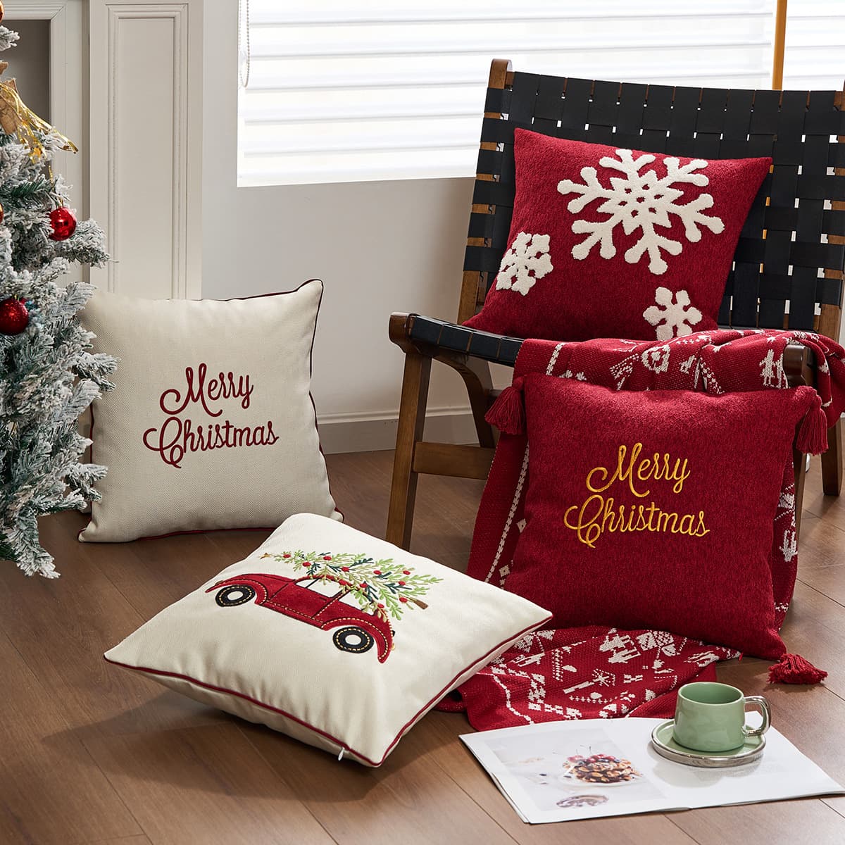 Cross-border new Christmas embroidered pillow cushion covers, Christmas snowflake deer 45x45cm for bed home use