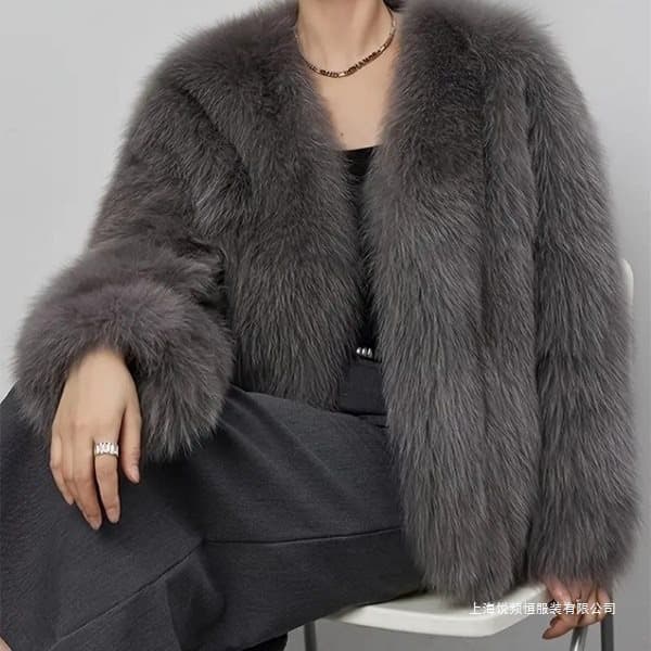 European and American Fur Artificial Fur Coat Short Fashion Faux Fox Fur Coat Fluffy Fuzzy Plush Women's Winter Wear