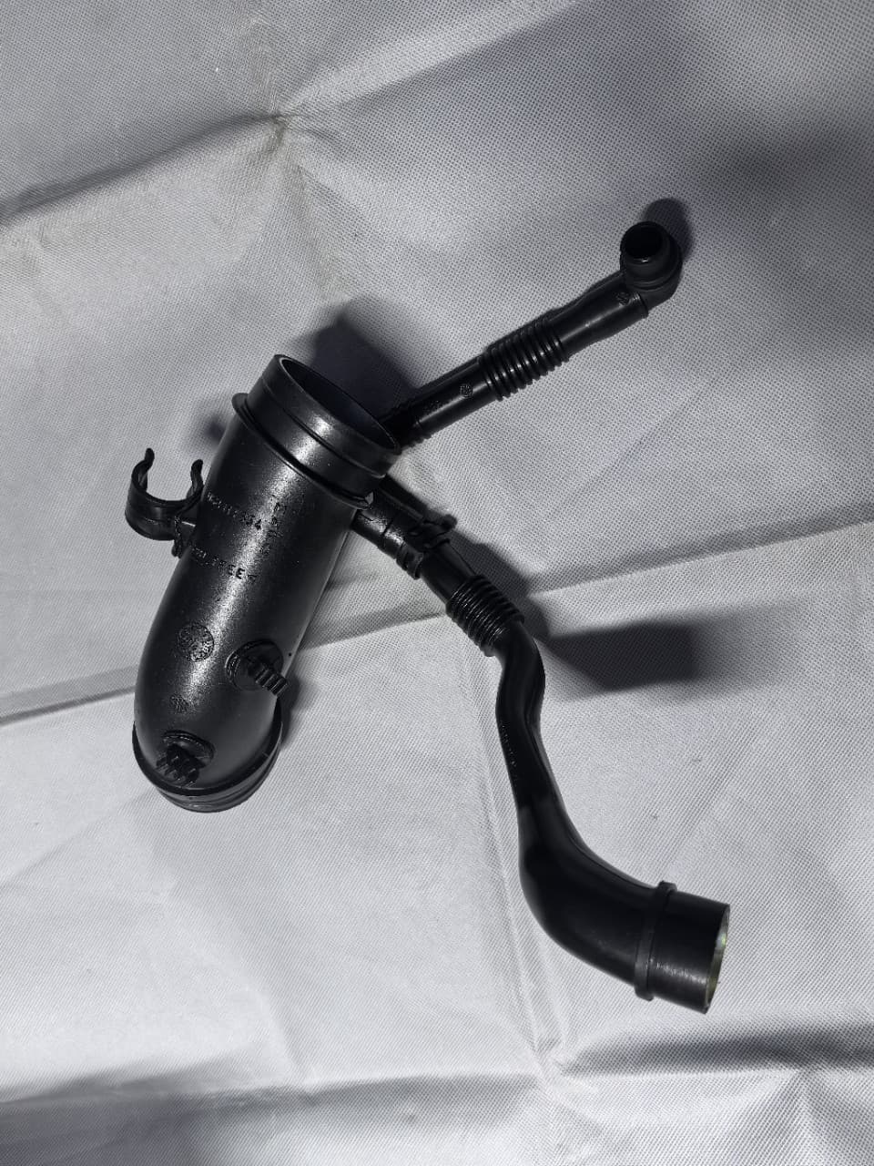 06B133354P 06B103217M Passat Superb Air Filter Housing Intake Pipe Air Guide Pipe Waste Pipe