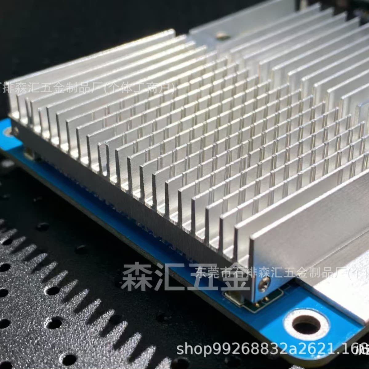 Custom processing of communication equipment aluminum shell radiators with precision interfaces for 5G base station aluminum enclosures