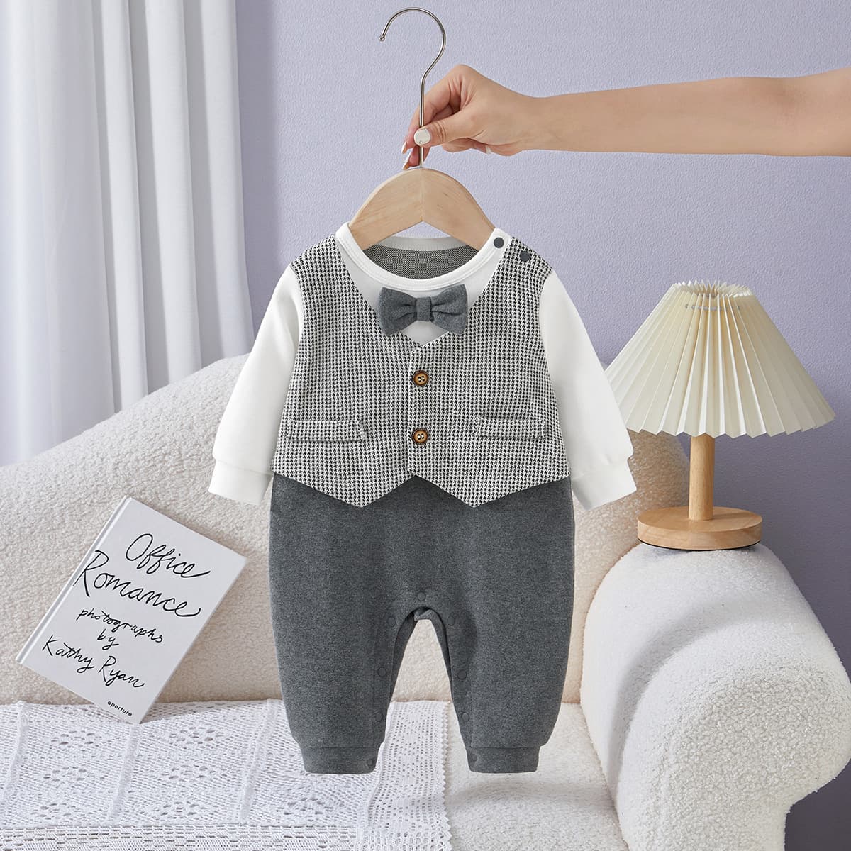 Children's Clothing 2026 Autumn New Baby One-Year-Old Dress Bow Tie Gentleman Harness British Style Baby Jumpsuit Romper