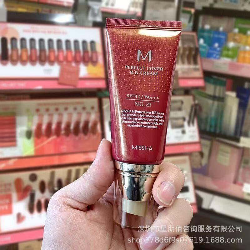 TK popular Korean red even bb skin tone moisturizing, nourishing and nourishing isolation sunscreen nude makeup cream foundation