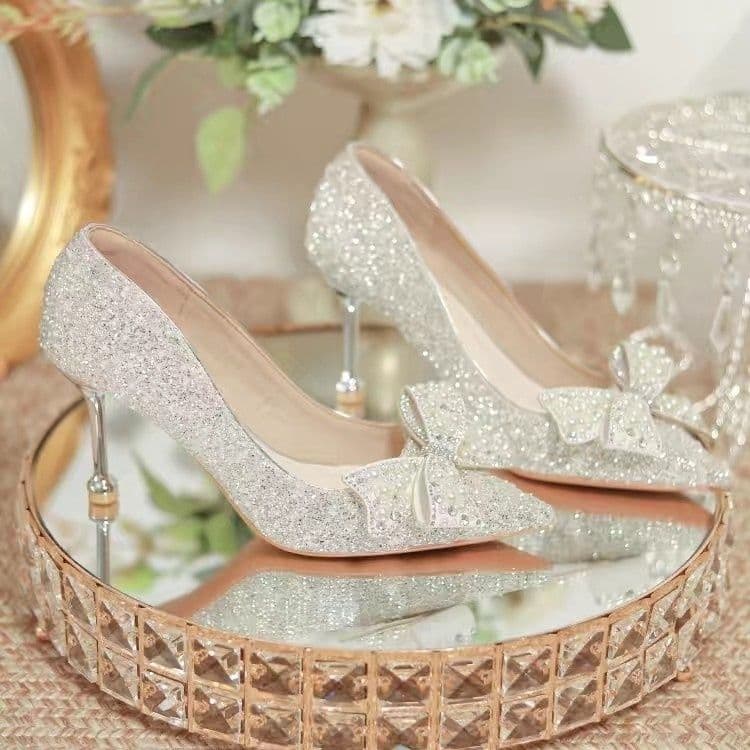 Women's High Heels 2025 New Silver Wedding Shoes Bride White Main Wedding Dress Show He Crystal Shoes Fairy Style Thin Heel
