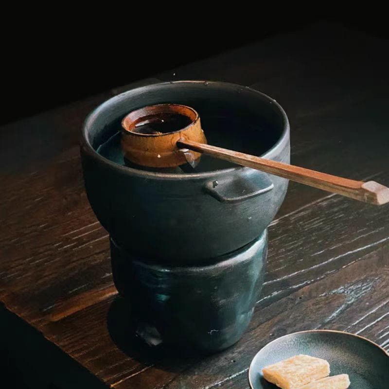 Trendy Rustic Ceramic Insulated Tea Warmer, Yunnan Mushroom Hot Pot or Guizhou Sour Soup Hot Pot Specialty Tableware
