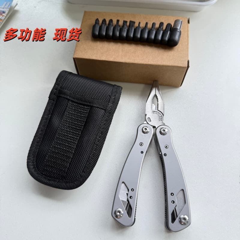 Stainless Steel Multifunctional Folding Pliers with Bit Set and Cloth Cover, Outdoor Multi-Purpose Survival Camping Tool Pliers, Silver Pliers