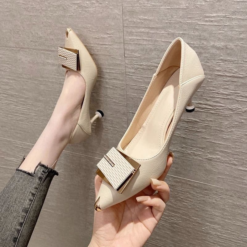 2026 New French High Heels Elegant Soft Leather Non-Friction Thin Heel Pointed Toe Work Shoes Square Buckle Small Heel Single Shoes for Women