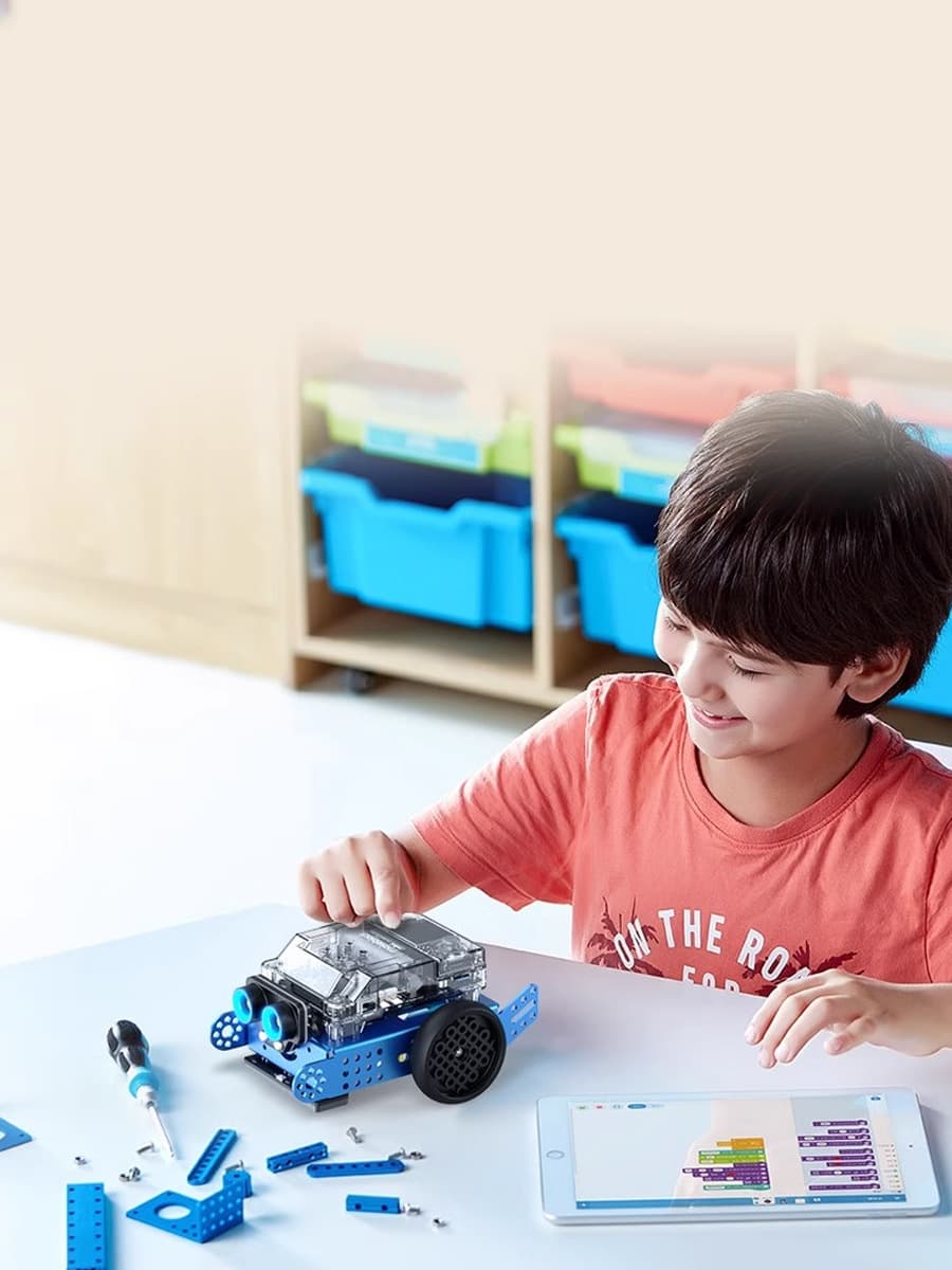 Makeblock mbot2 AI-powered programming robot for children, an AI educational toy, and Makex All-Core Journey.
