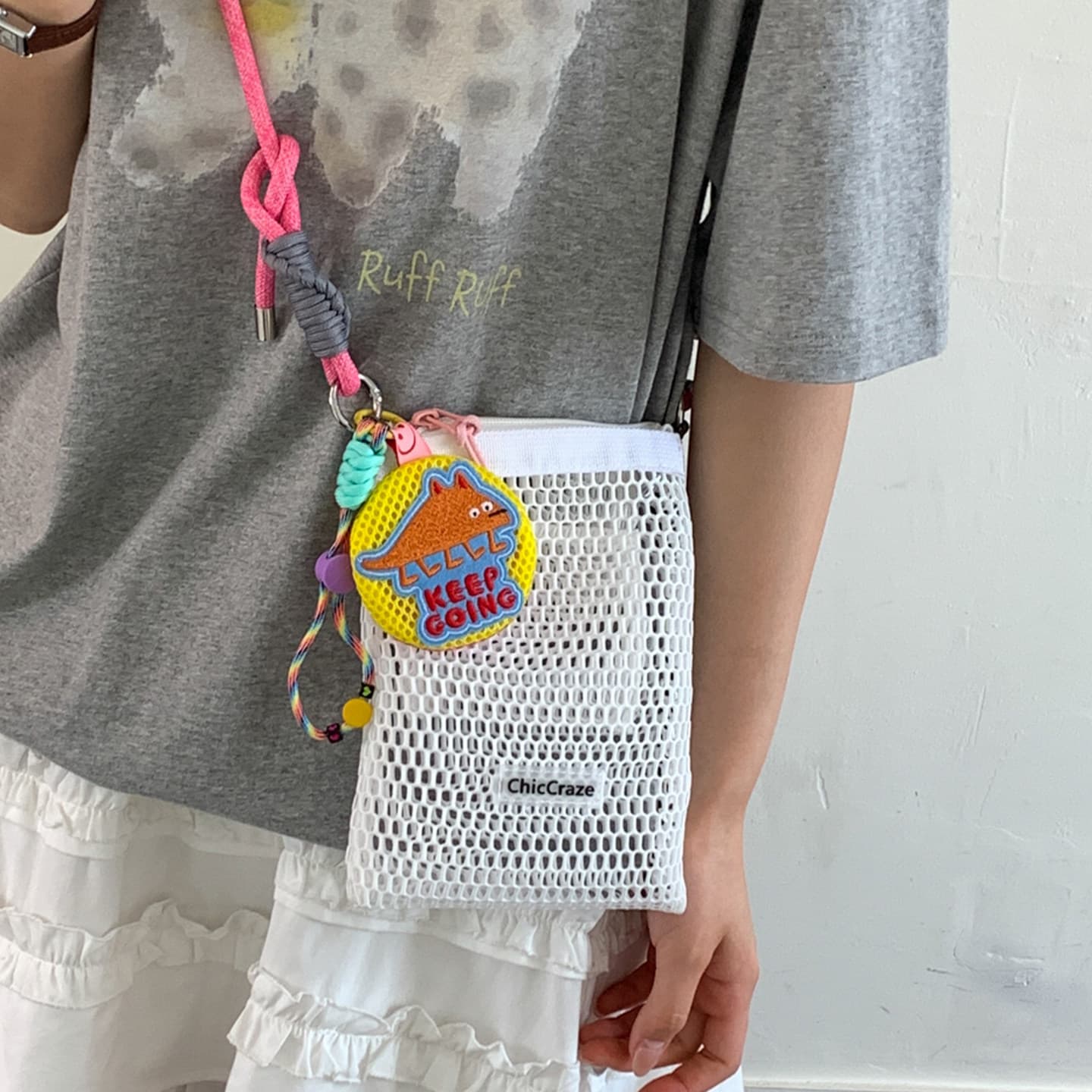 Mesh Bag for Women, 2026 New Summer Model, Trendy Niche Holiday Phone Bag, Fashionable Exquisite Shoulder Crossbody Bag