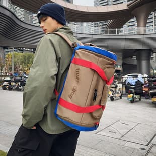 Trendy Brand Multifunctional Crossbody Bag Short Distance Sports Gym Bag Large Capacity Travel Bag 2-in-1 Lightweight Backpack