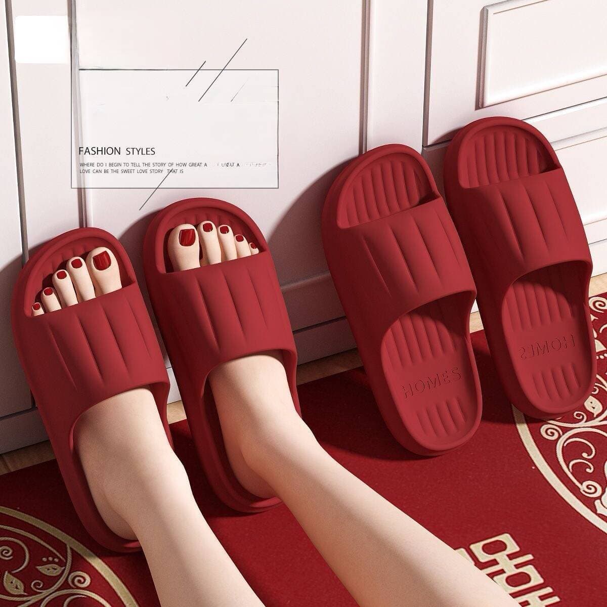 New style festive red wedding slippers for summer, home indoor dowry, morning robe, zodiac year, and women's newlywed sandals.