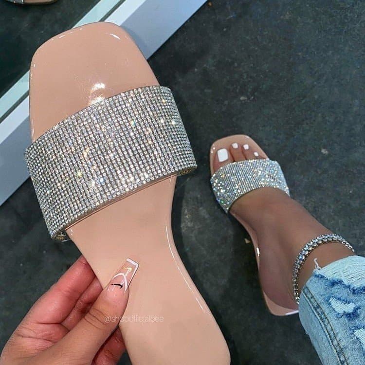 Plus Size Diamond Studded Flat Women's Slippers Outer Wear European And American Style Rubber Sole Women's Sandals