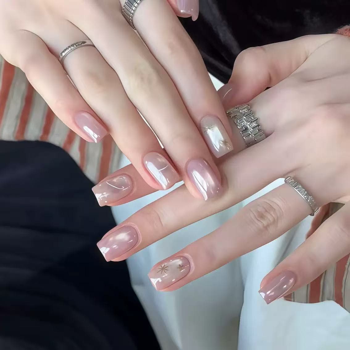 Pink Ultra-Short Ladder Press-On Nails Cat Eye Glass Bead Silver Foil Planet Clear Water Style Gentle Sweet Girl Brightening Nail Stickers