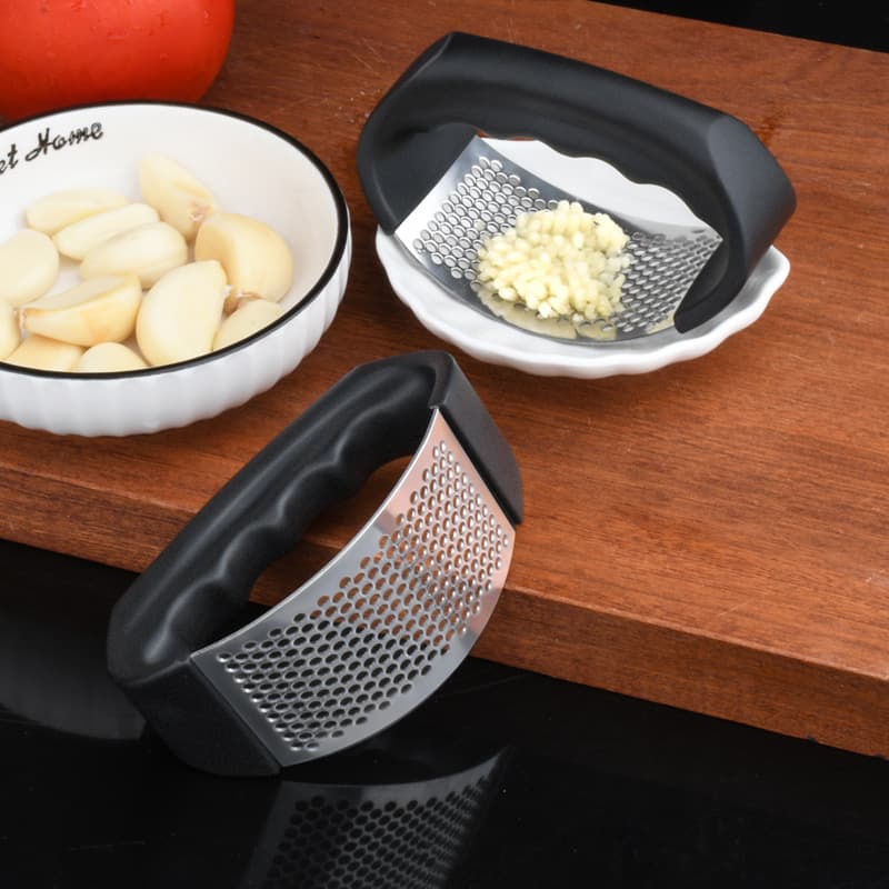 Home Small Garlic Press, Stainless Steel Ring Garlic Crusher, Kitchen Manual Garlic Mincer, Garlic Ginger Grater