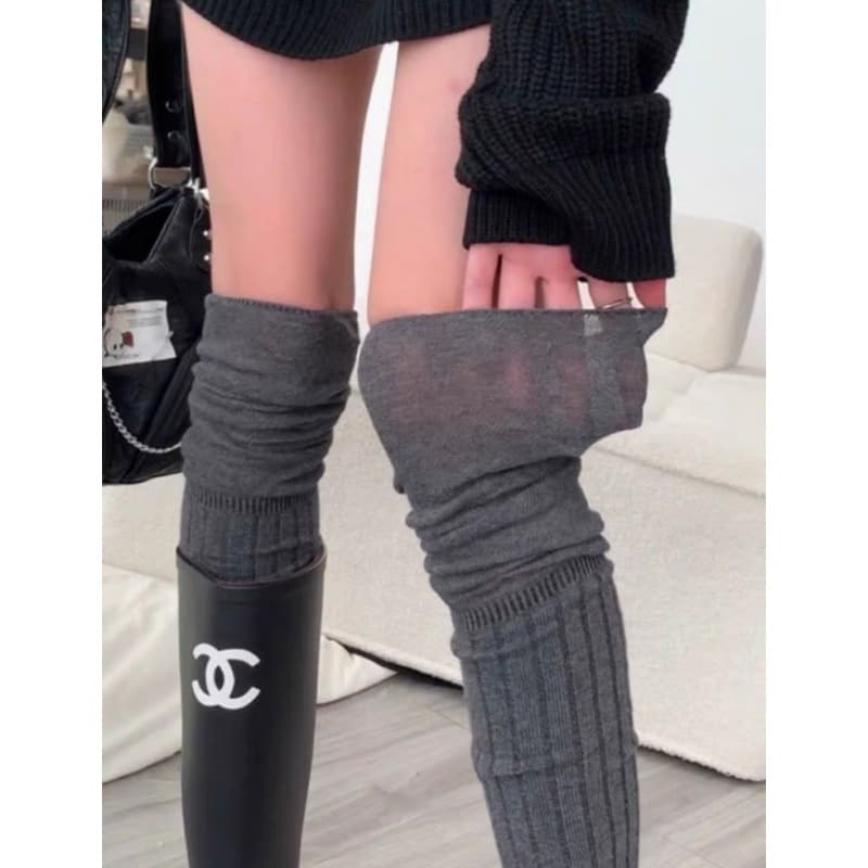 Premium Gray Long Over-the-Knee Socks for Women, Boots Matching, Niche Lazy Style Solid Color Pile Socks, Internet Celebrity Cotton JK Socks