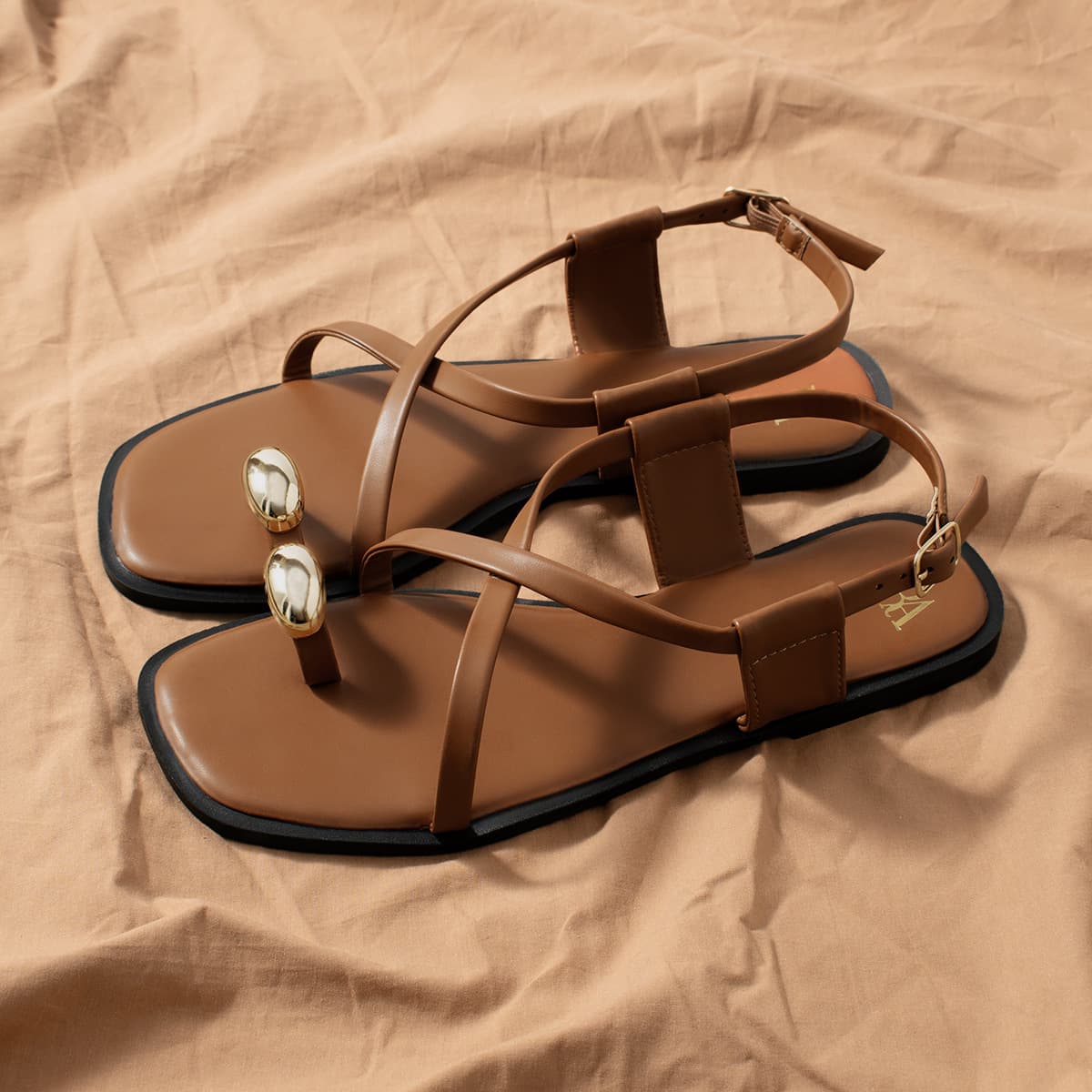 ZAR Women's Metal Clip Toe Flat Sandals with Buckle Ladies Sandals