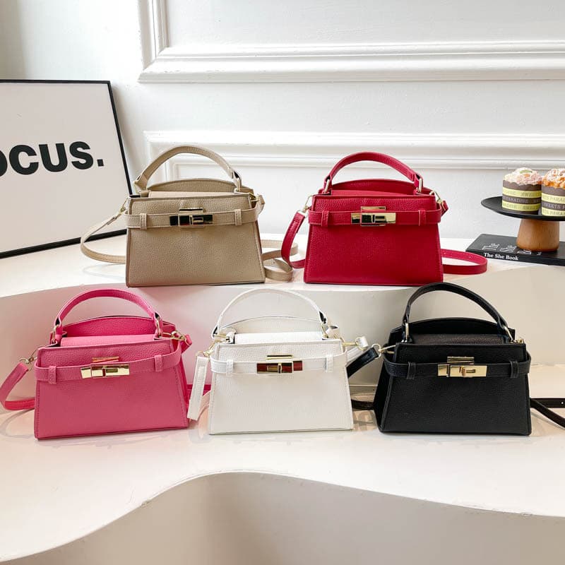 Unique Design Women's Bag 2026 New Trendy Summer Versatile Shoulder Crossbody Bag Korean Style Ins Handbag