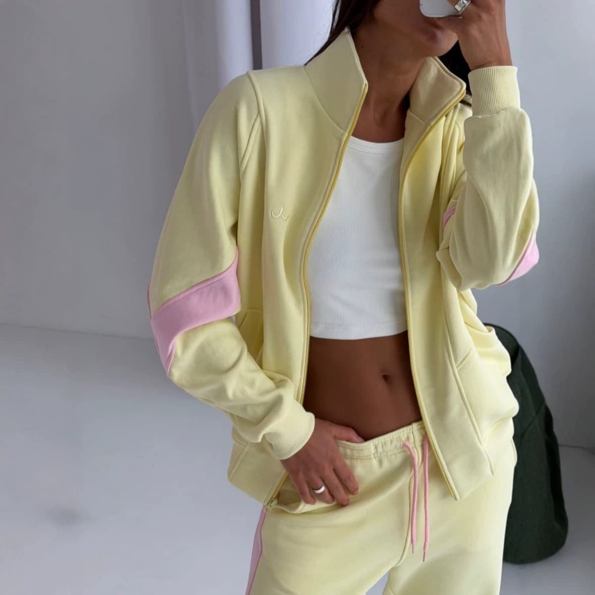 2026 Contrast color splicing casual sweatshirt women's stand collar zipper jacket side strips drawstring leggings sweatpants two-piece set