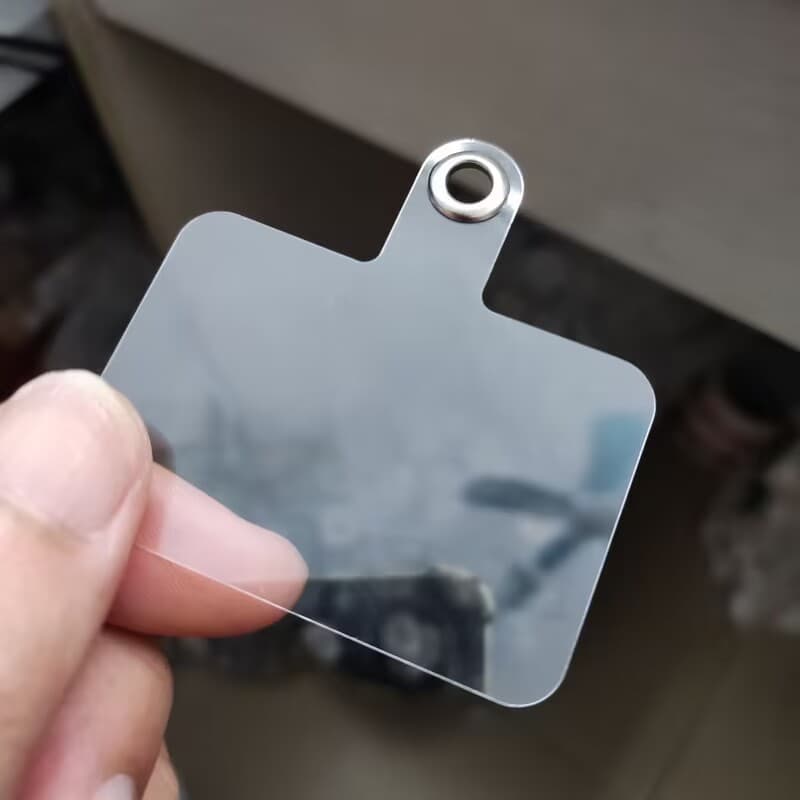 Factory direct wholesale of mobile phone clips, phone case clips, card holders, lanyards, and transparent clips.