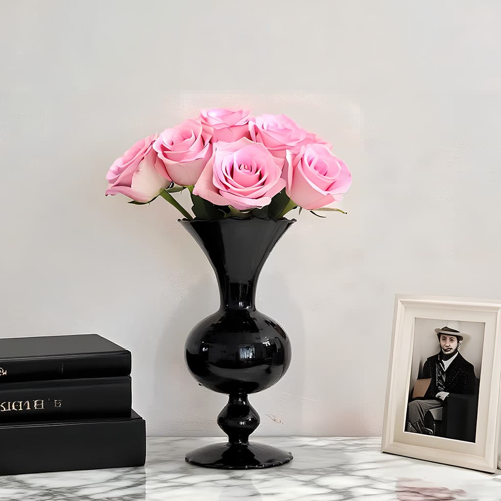 Simple Black Whistle Glass Vase, Internet Celebrity High-End Vintage Decorative Vase, Retro Flower Arrangement Ornament for Living Room and Dining Room