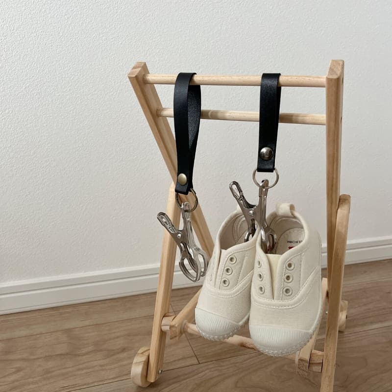 In Stock Cross-border Mother and Baby Stroller Shoe Clip, Ballet Portable Hanging Bag Shoe Storage Clip Stainless Steel Shoe Clip