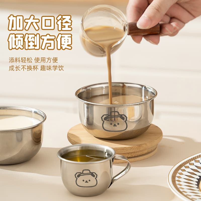 Children's milk cup with handle, stainless steel water cup, household baby drinking tableware cup, cartoon 304 mini cup