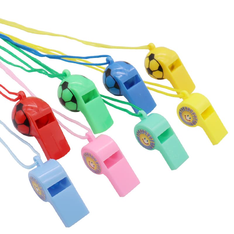 Factory direct sales of whistles, brand new plastic whistles for referees and children with ropes, fan whistles, sports whistles, wholesale from the manufacturer.